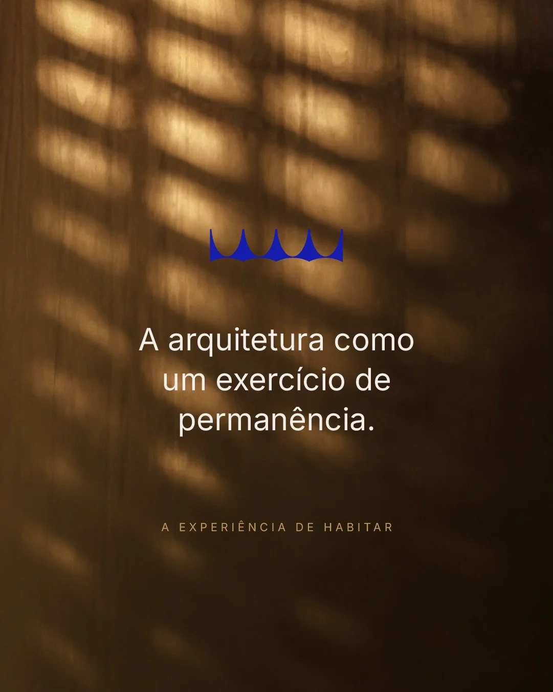 A arquitetura &eacute;, por natureza, um exerc&iacute;cio de perman&ecirc;ncia. Compreendemos que projetar &eacute; buscar a solidez de espa&ccedil;os que continuem relevantes atrav&eacute;s das d&eacute;cadas. Uma obra n&atilde;o deve apenas ocupar 