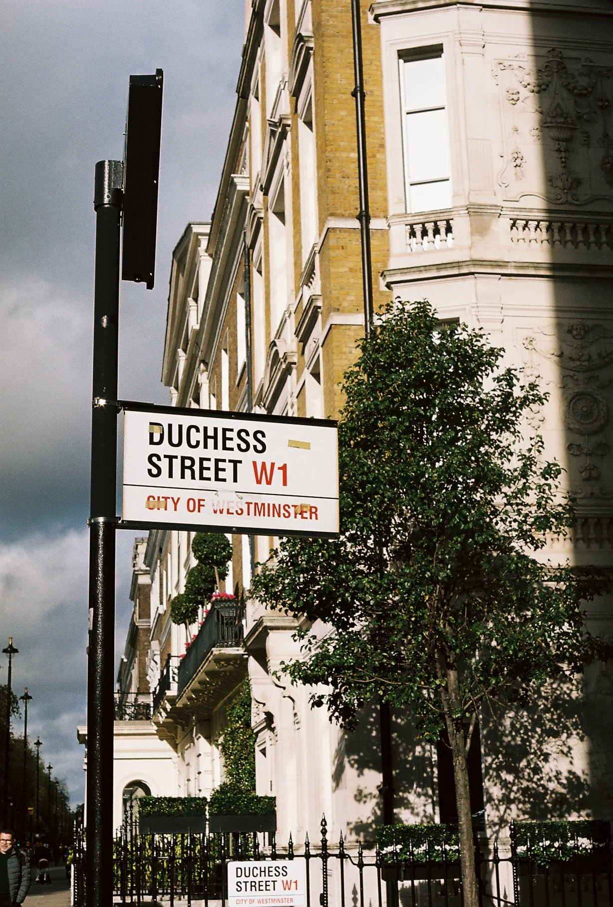 R1-07258-001A.JPG