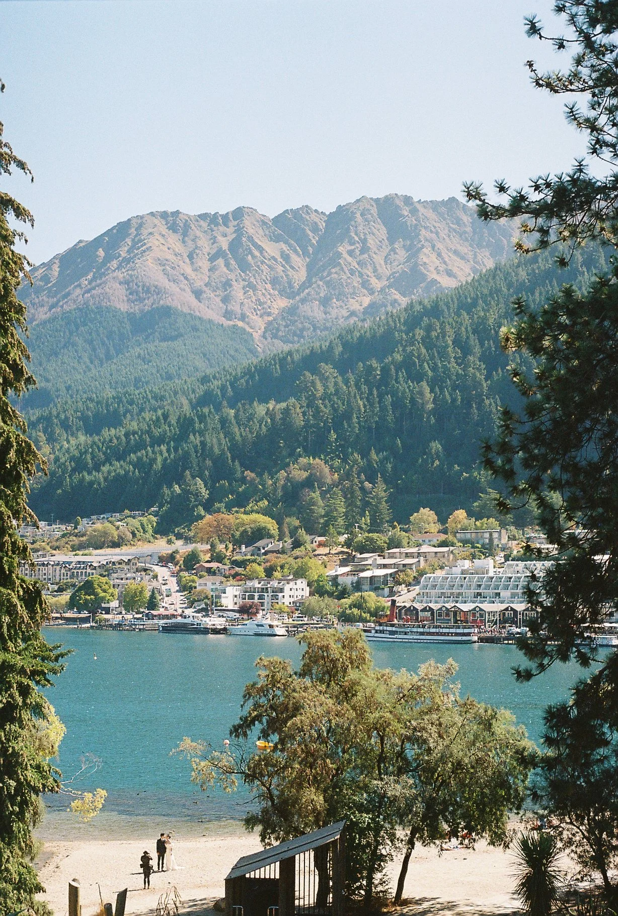 R1-06776-009A.JPG