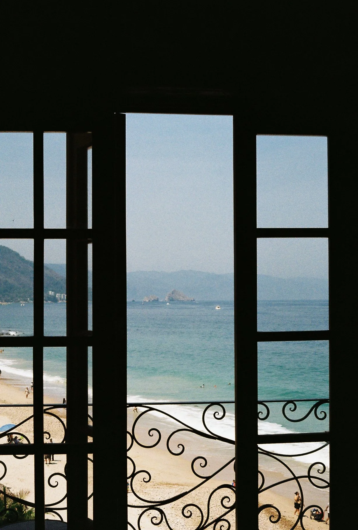 R1-08074-0030.JPG
