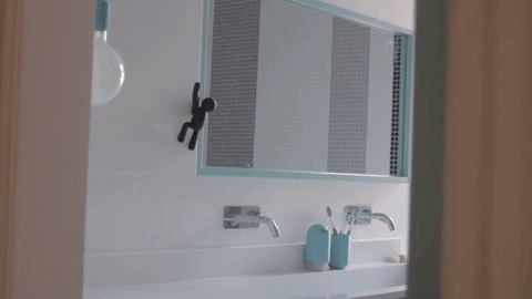 BATHROOMGIF.gif