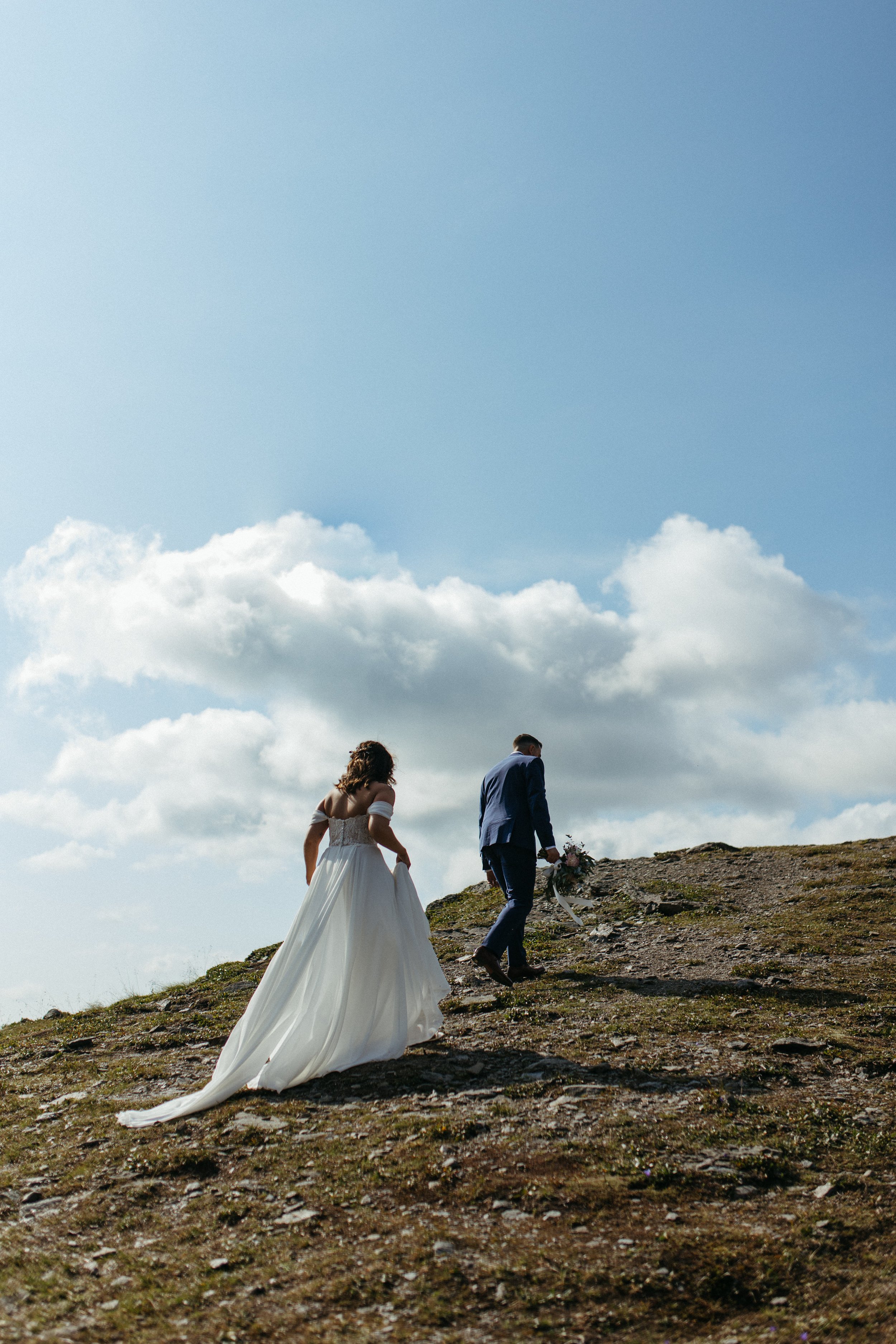 hatcher pass alaska intimate elopement photography