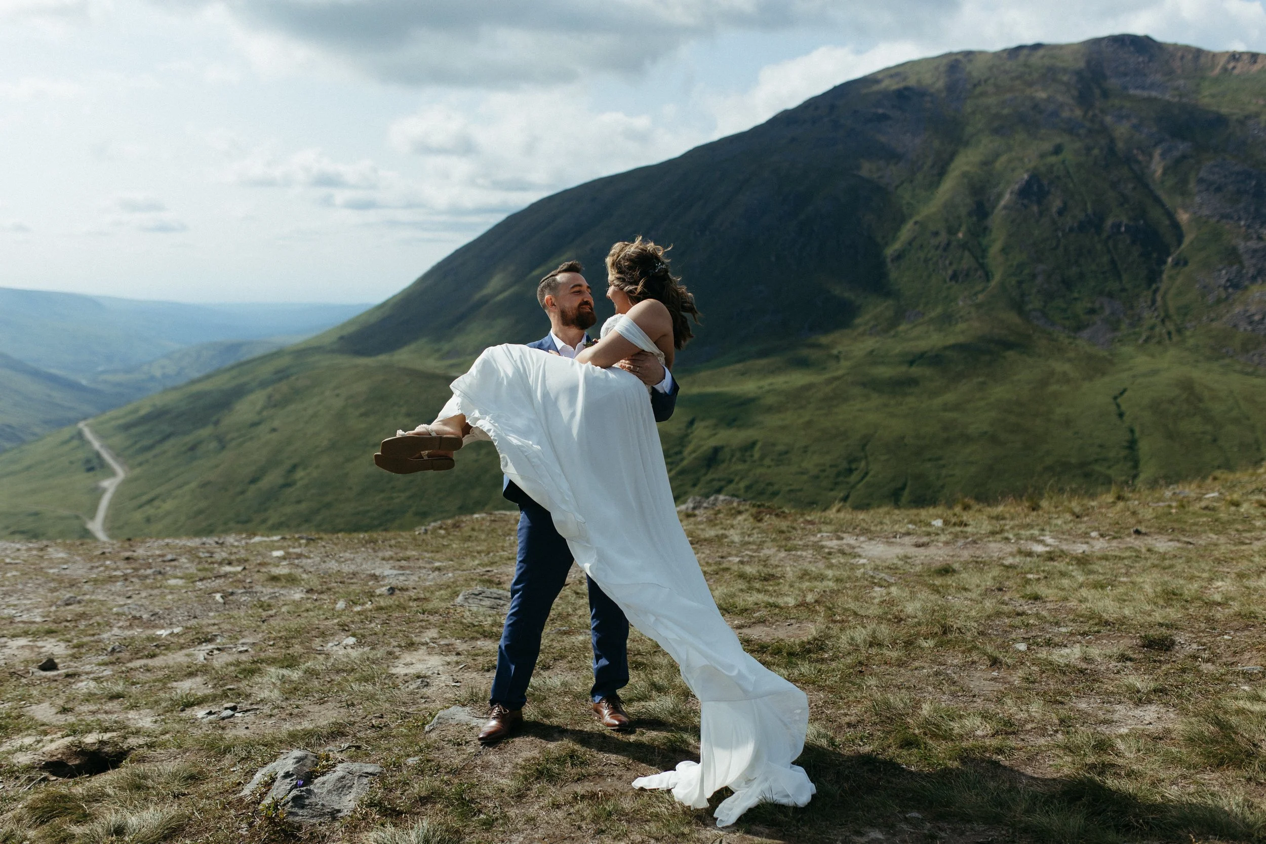 Jade + Nick in Hatcher Pass // Alaska Elopement Photographer