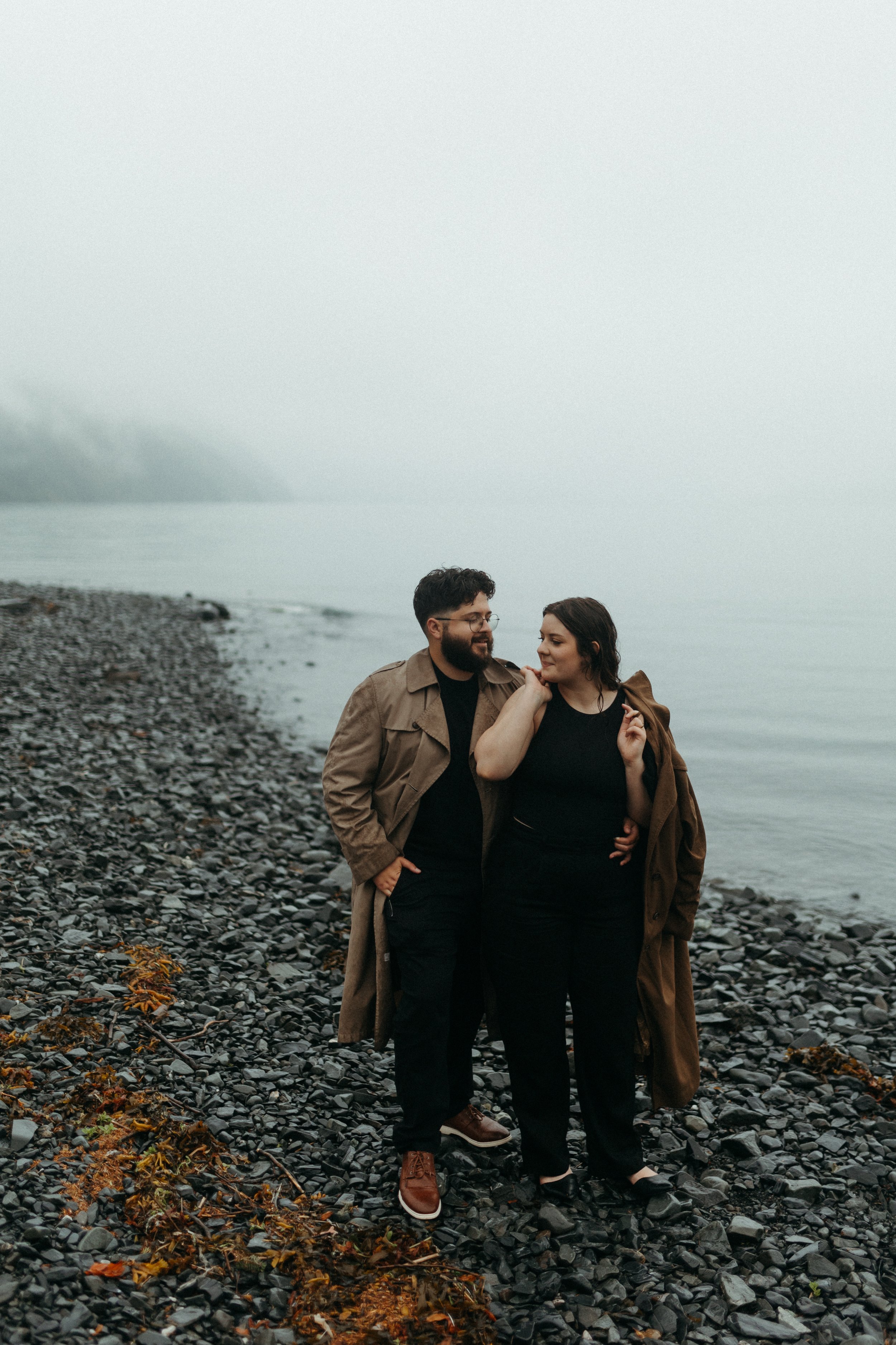 alaska oceanside beach campfire romantic artistic couples photography