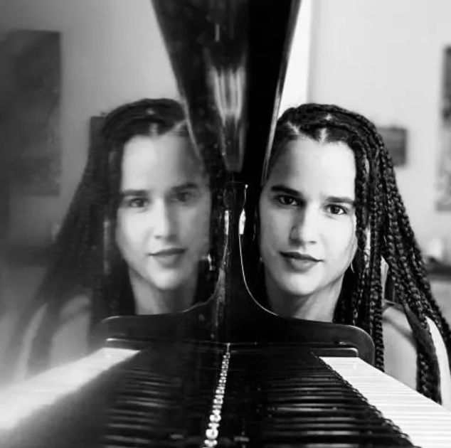 Estefania Nuñez Project @ Lou’s Show