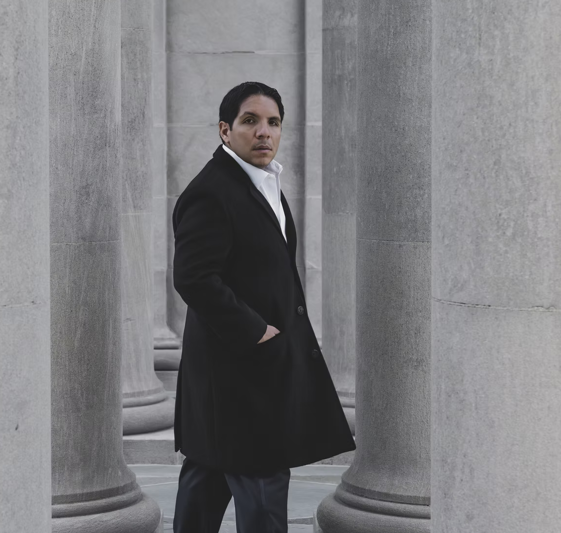 Students and friends from the studios of Frank Kelly and Isai Jess Muñoz