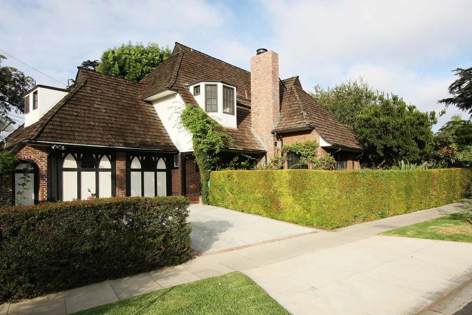 101 N Plymouth Avenue - Hancock Park