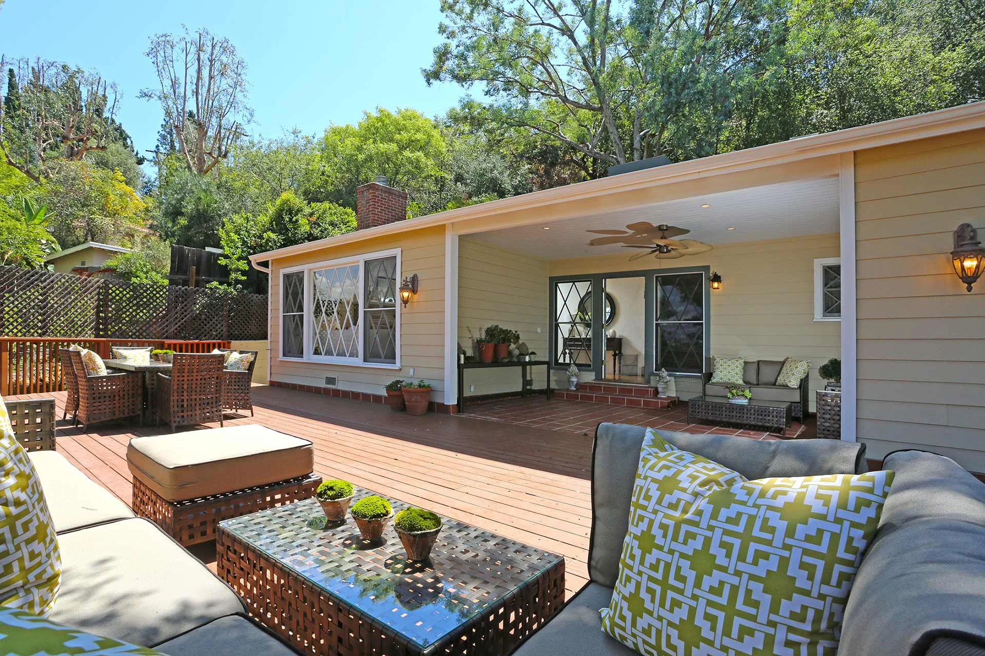 11434 Sunshine Terrace - Studio City