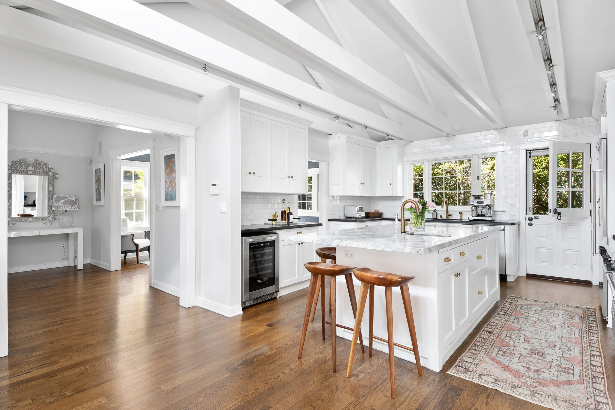 230 Ridgewood_013.jpg