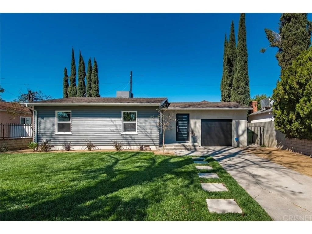 7313 Oak Park Ave - Lake Balboa