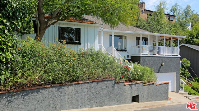 15256 Encanto Drive, Sherman Oaks