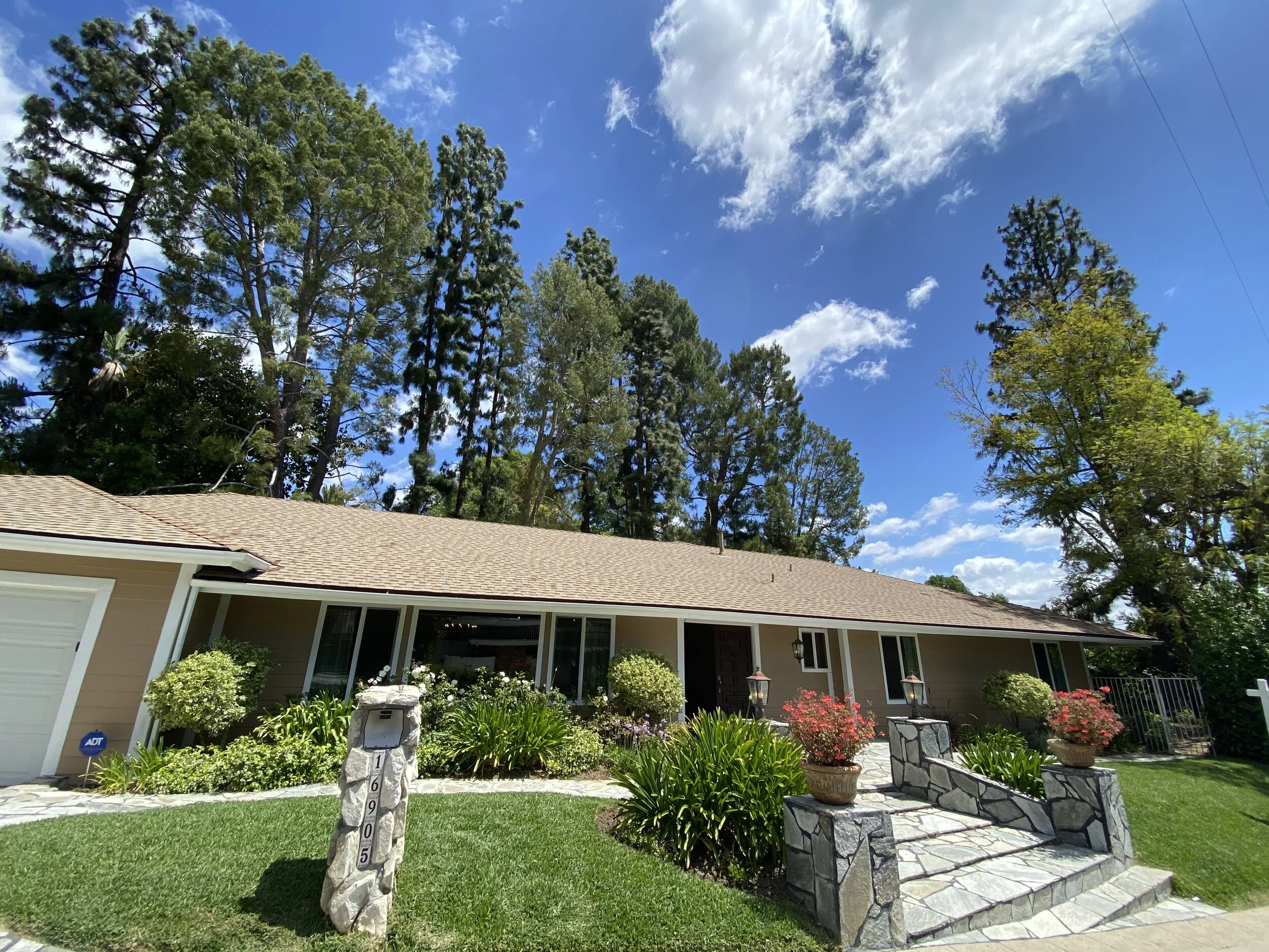 16905 Bosque Drive - Encino