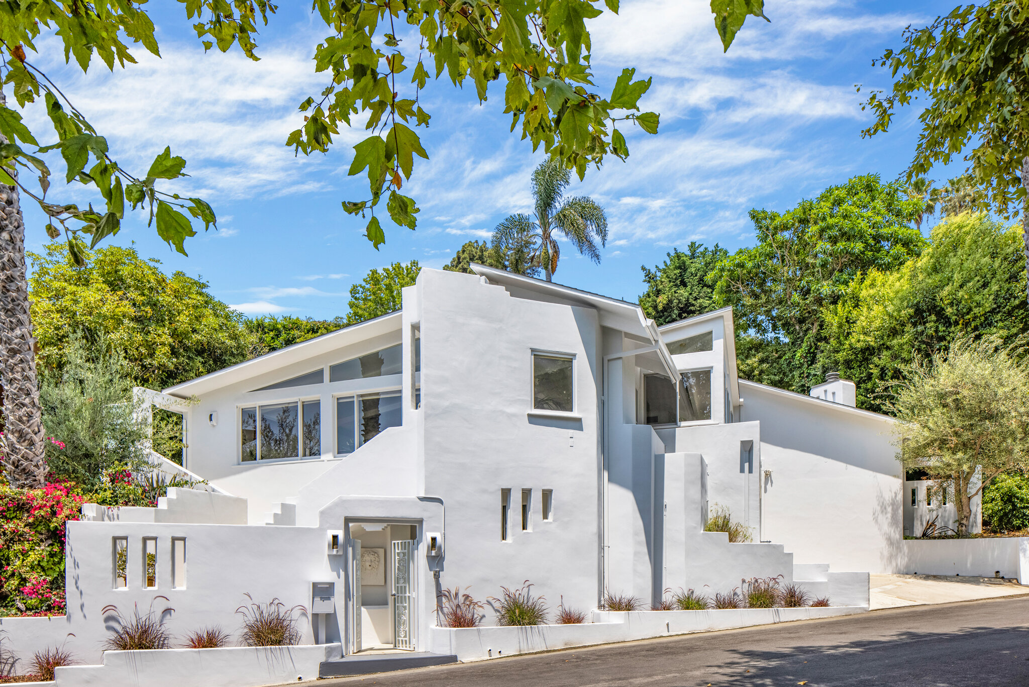 12317 Rochedale Lane - Brentwood 90049