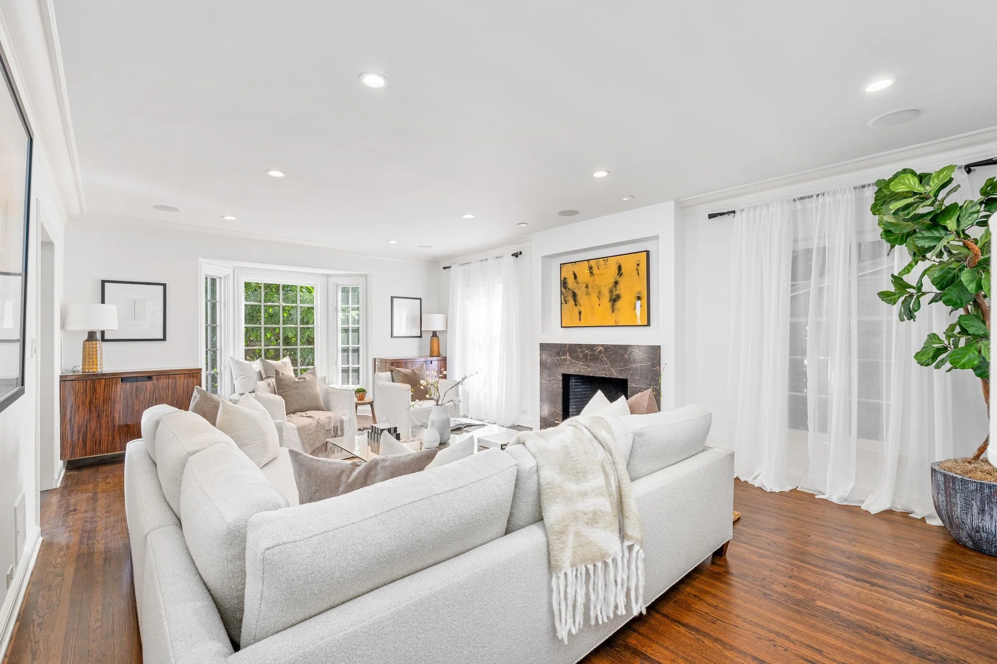 8023 Hemet Dr-7.jpg
