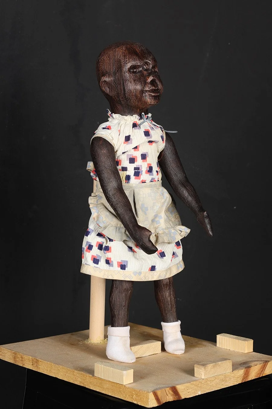 exorcist doll apron&socks3_4view.JPG