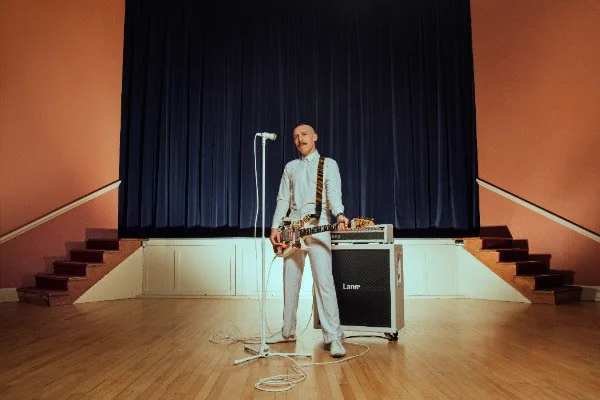 Jamie Lenman - 'Long Gone' and 'Irrelevant'