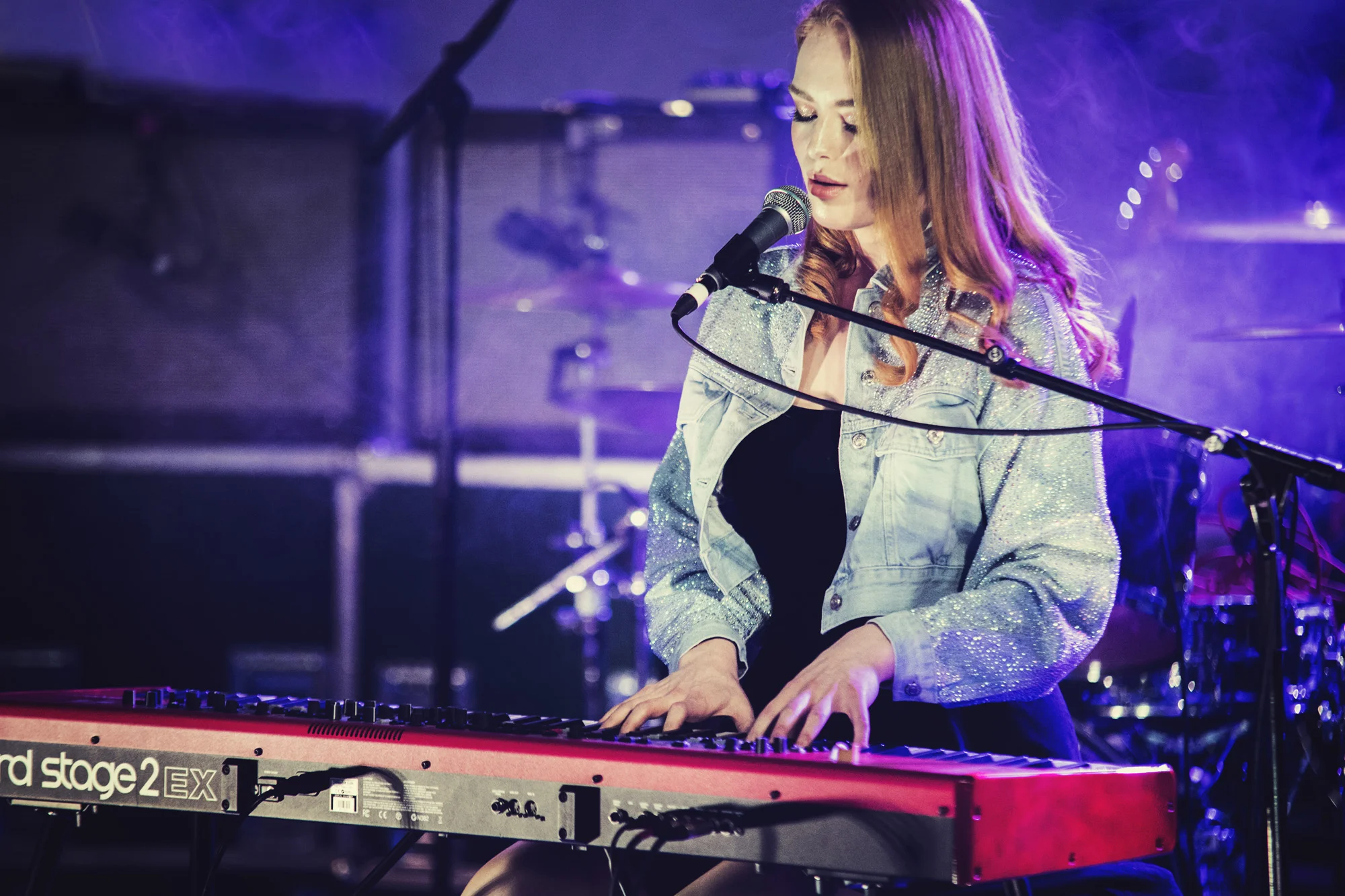 Freya Ridings 1 - Rachel Prew Photography.jpg