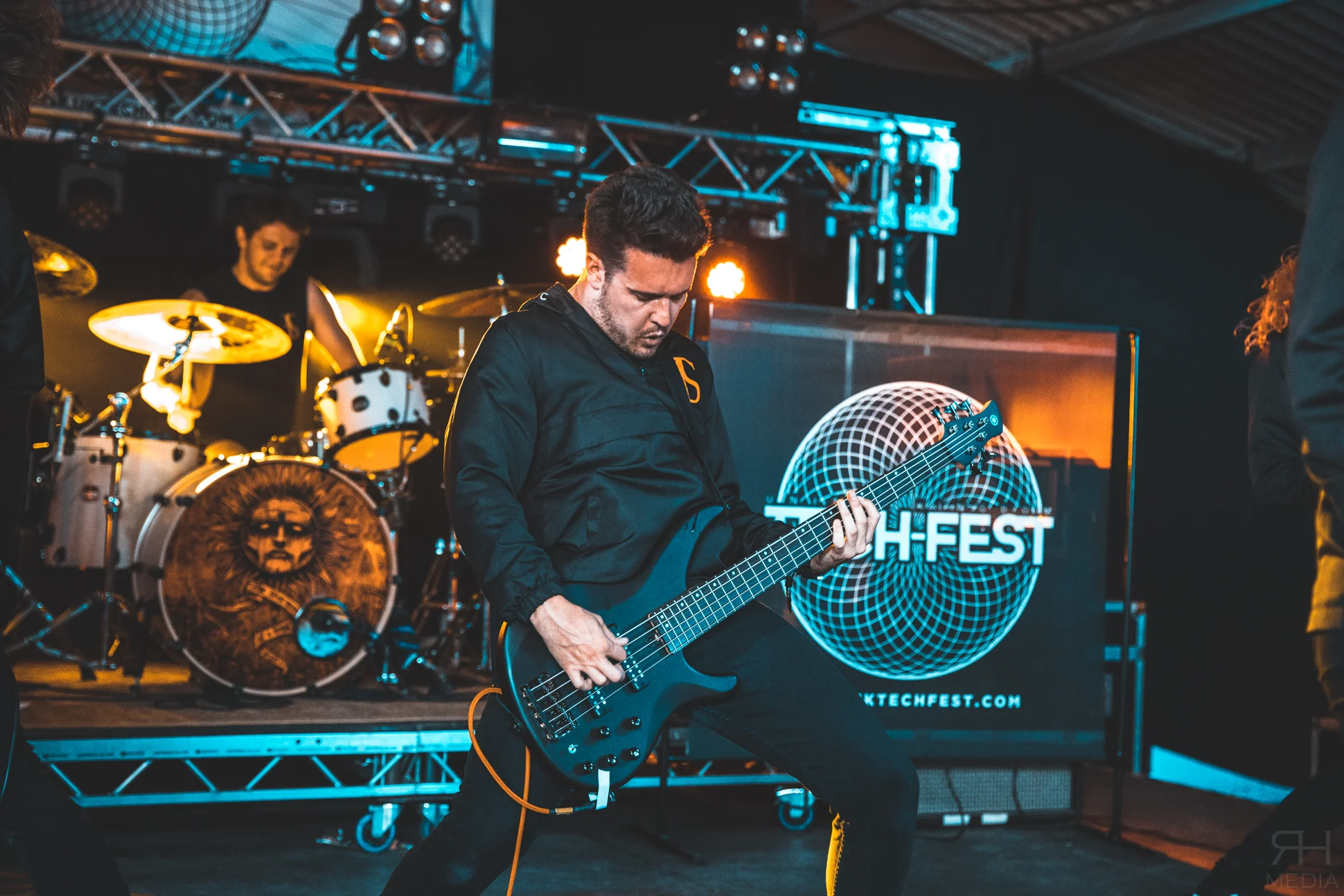 25EmployedToServe_7.jpg