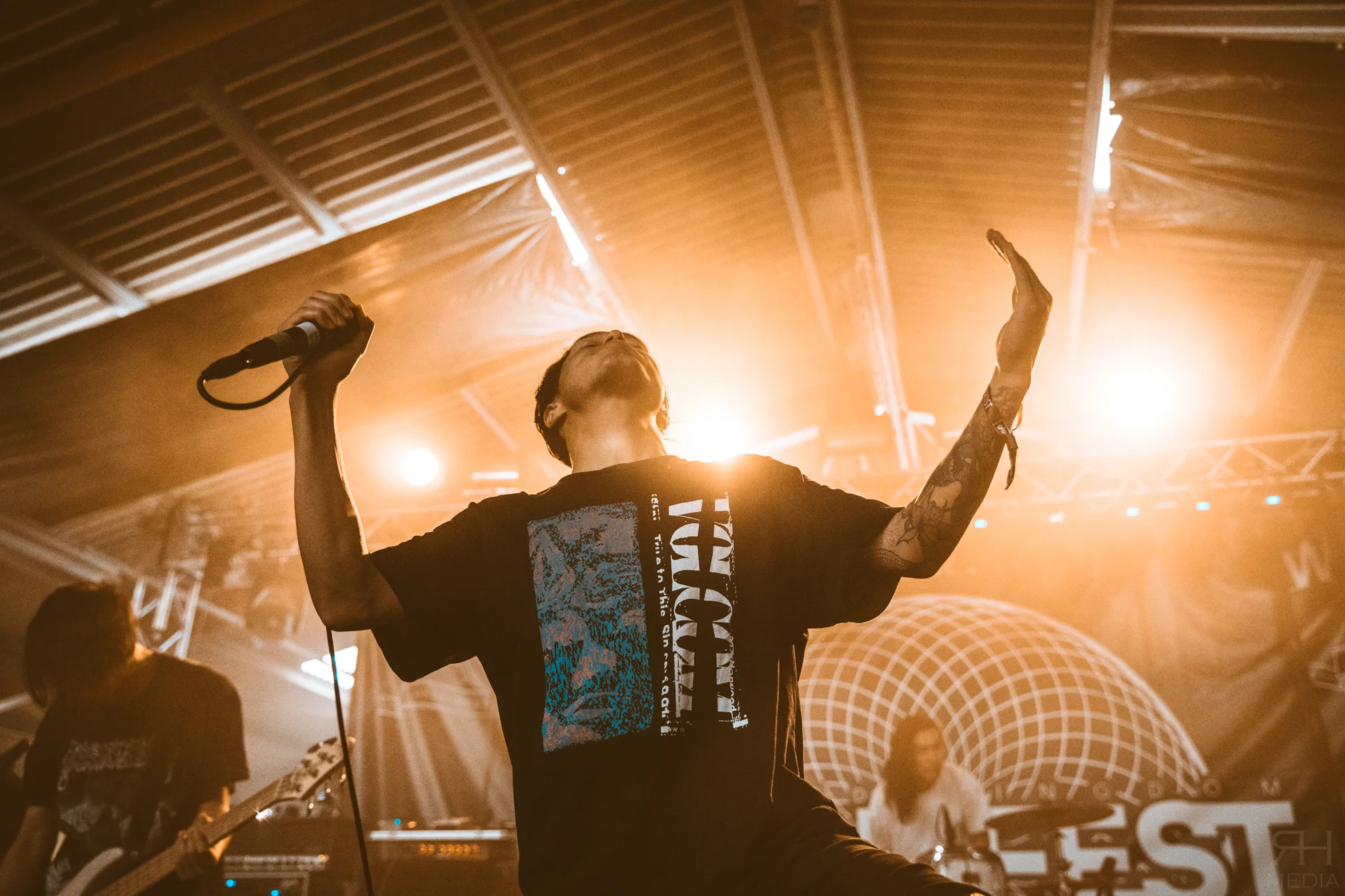 6CrystalLake_0.jpg