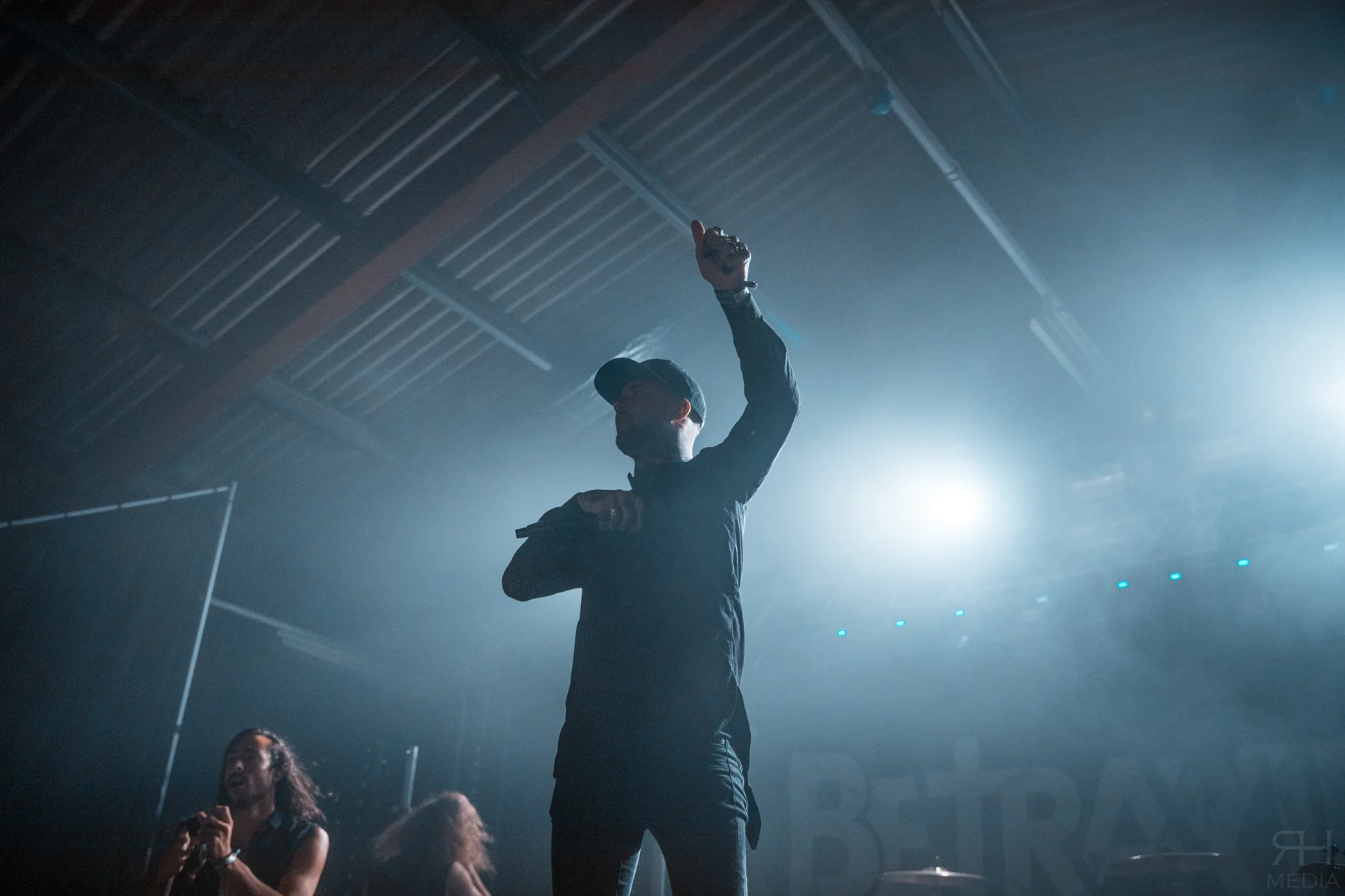 27BetrayingTheMartyrs_8.jpg