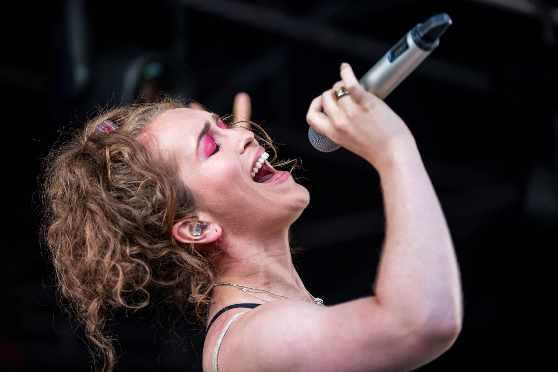 Rae Morris - Tramlines Festival - 21-07-18-4.jpg