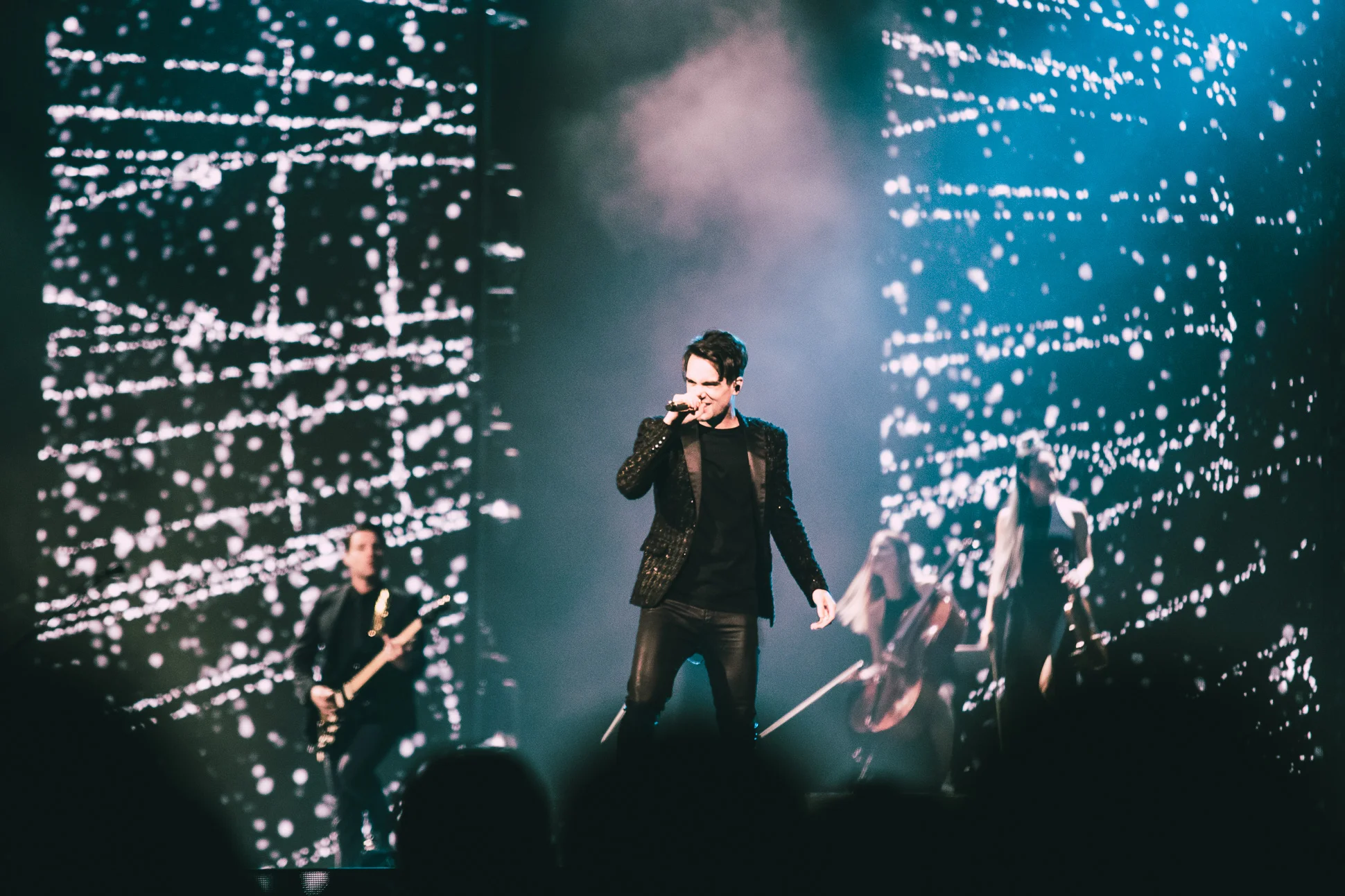 PanicAtTheDisco-RogersArena-11-08-2018-Vancouver-01.jpg