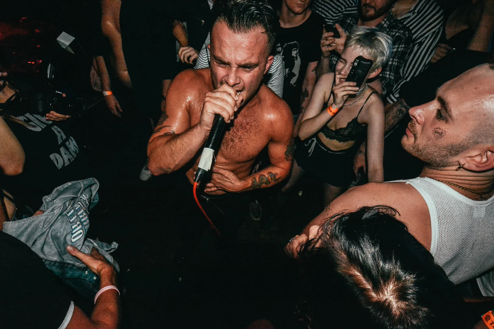 Slaves - The Old Blue Last - 17-08-18-8.jpg