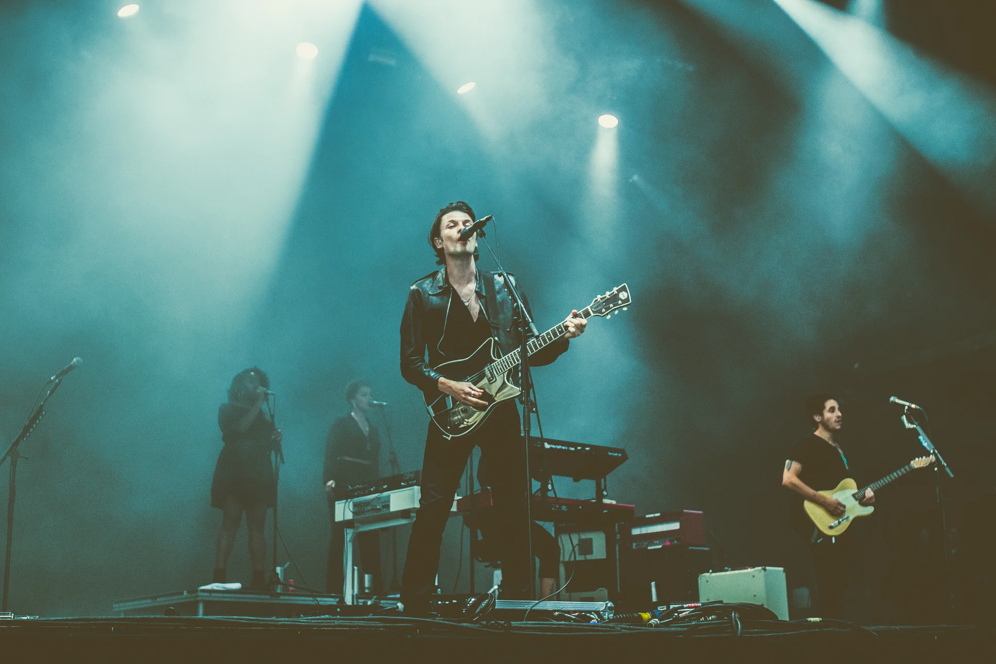 James Bay - Rize Festival 2018 - Ant Adams-5.jpg