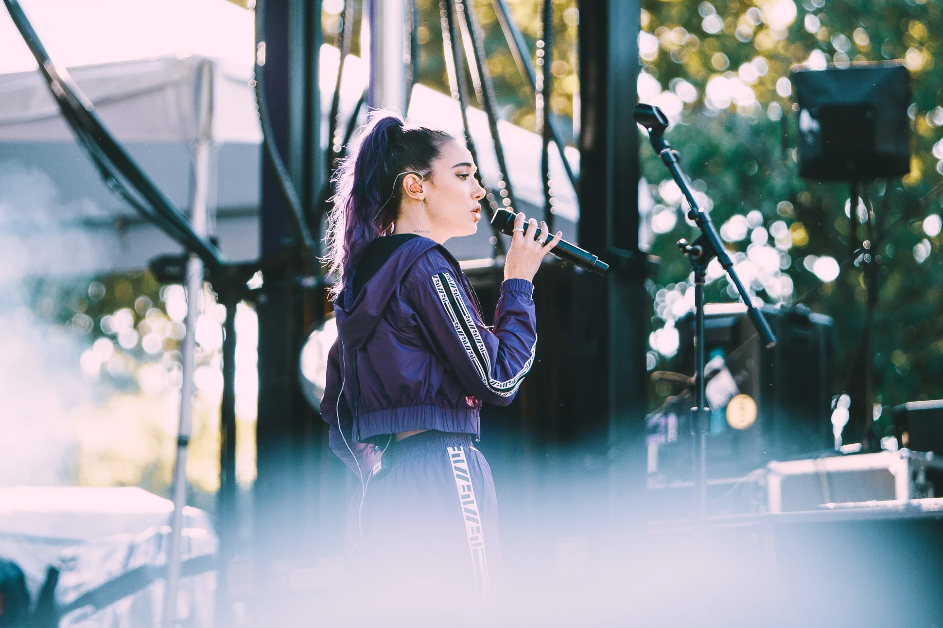 OliviaOBrien-SeattleCentre-02-09-2018-Bumbershoot-02.jpg
