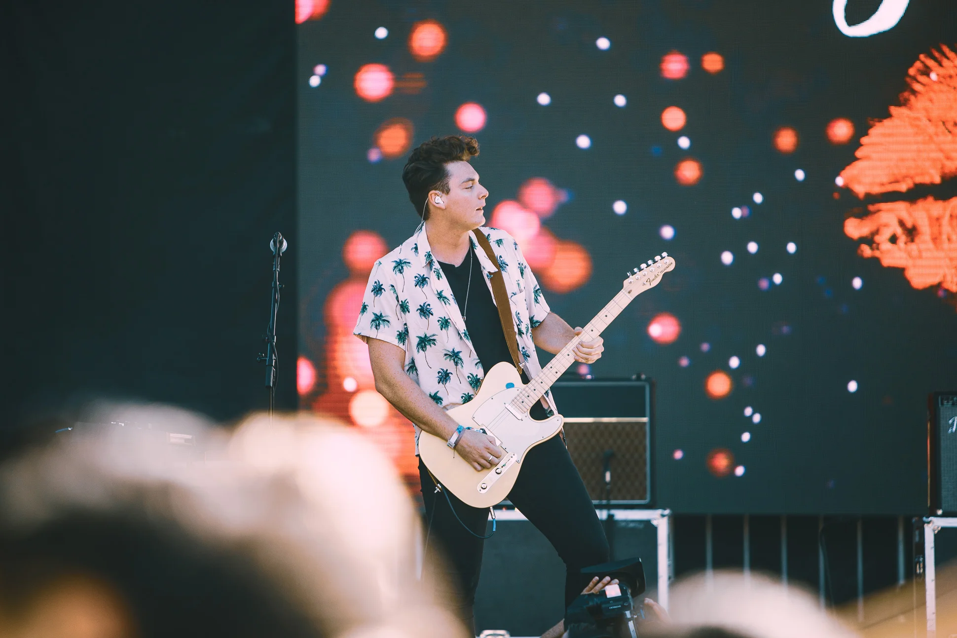 lovelytheband-SeattleCentre-02-09-2018-Bumbershoot-17.jpg
