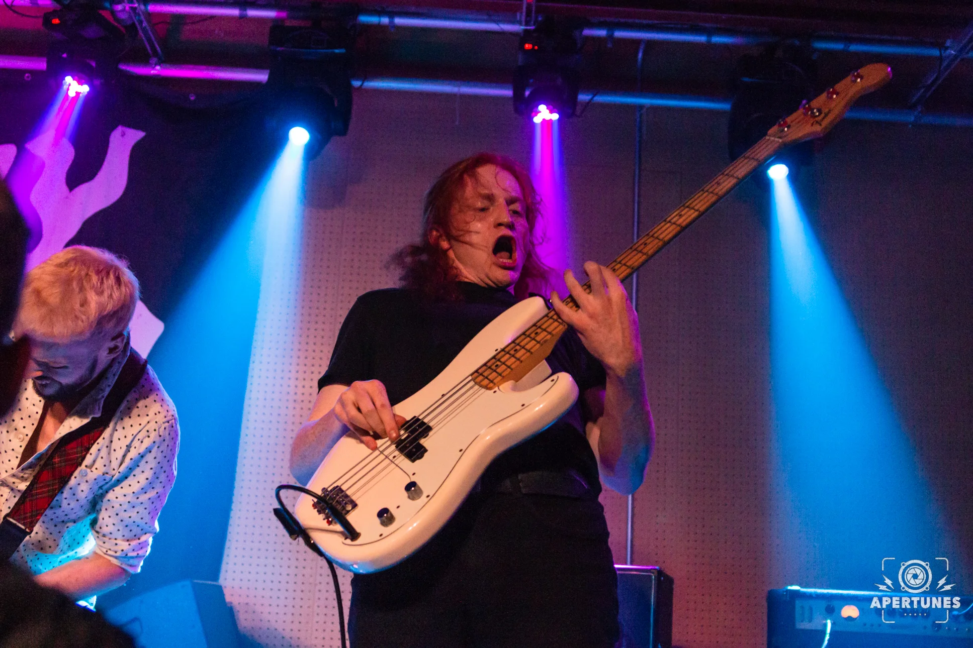 Fizzy Blood - Brudenell Social Club - 19-9-18 - Leeds-45.jpg