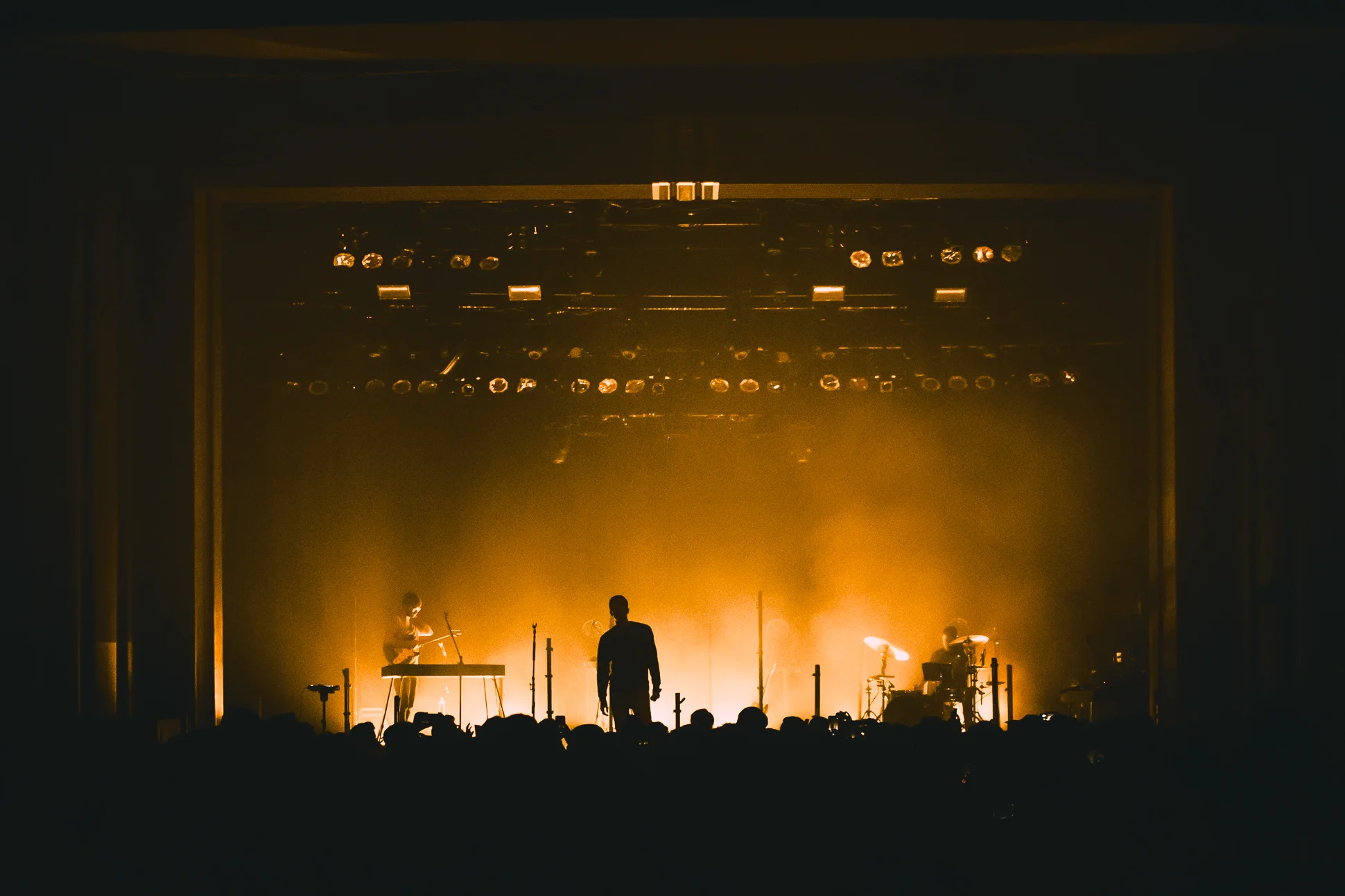 EDEN-VogueTheatre-02-10-2018-Vancouver-19.jpg