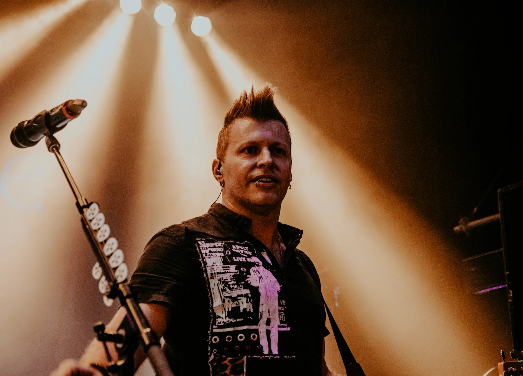 ThreeDaysGrace-12.jpg