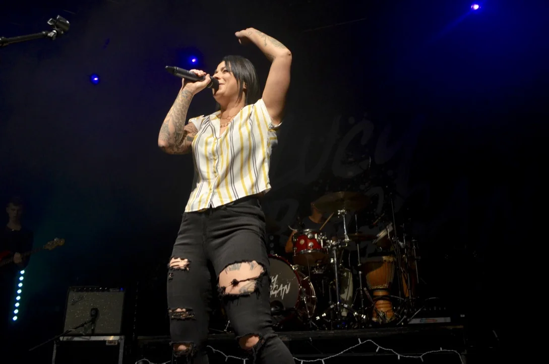 lucy spraggan-manchesteracademy-18thOctober-jessfoster12.jpg