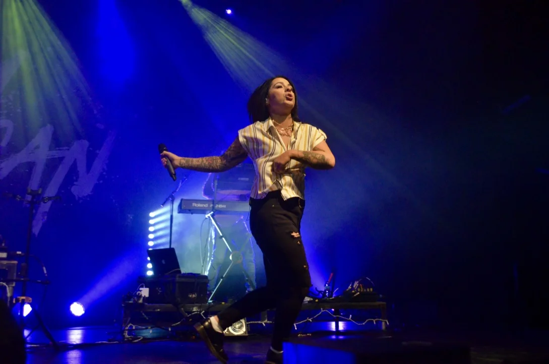 lucy spraggan-manchesteracademy-18thOctober-jessfoster15.jpg