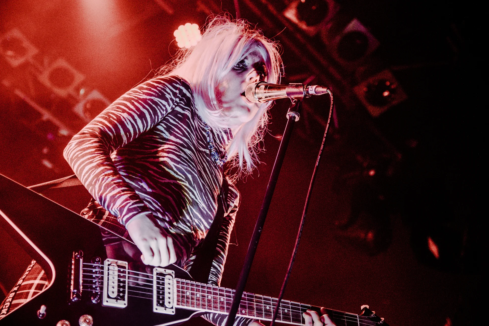 BlackHoney-6.jpg