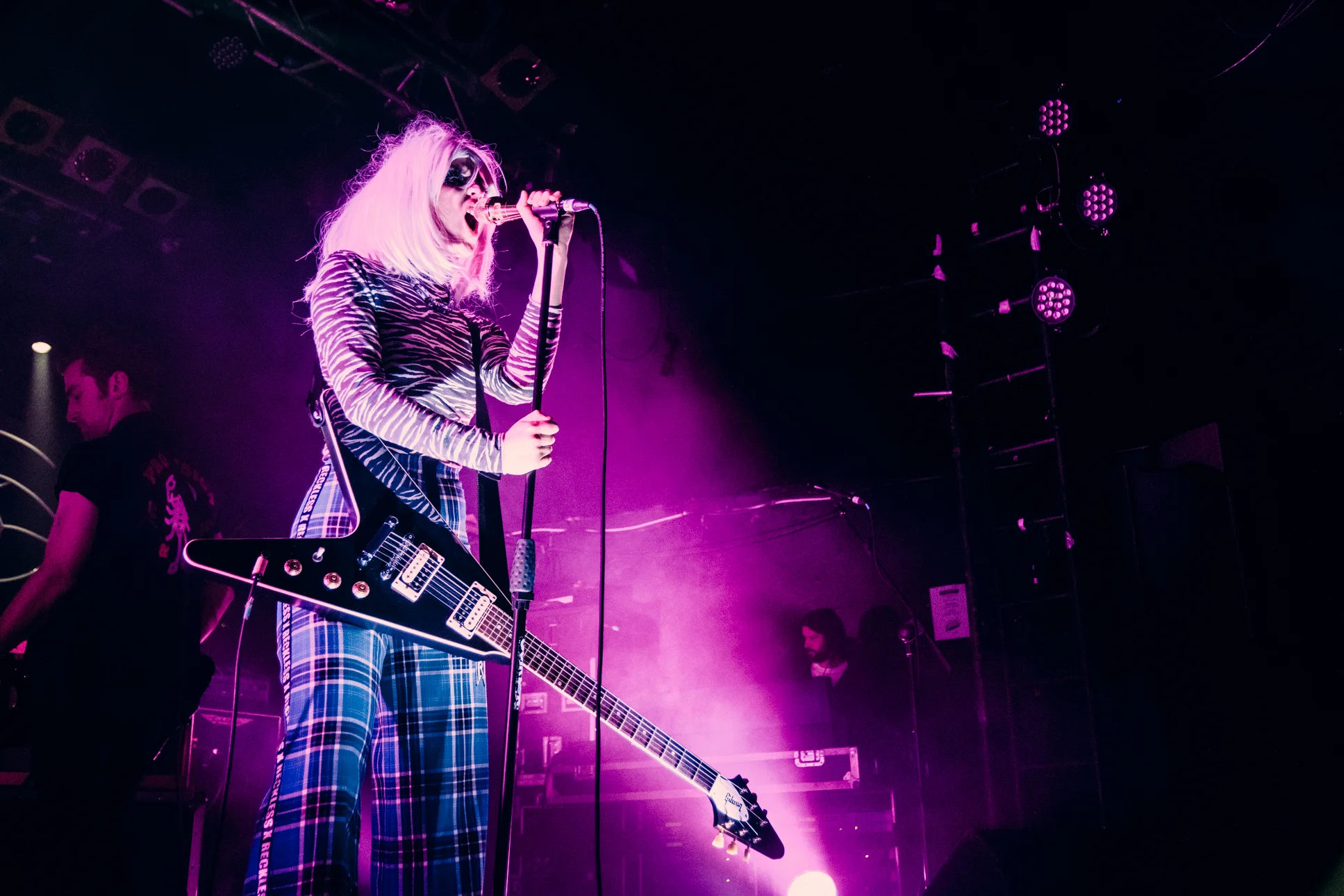 BlackHoney-8.jpg
