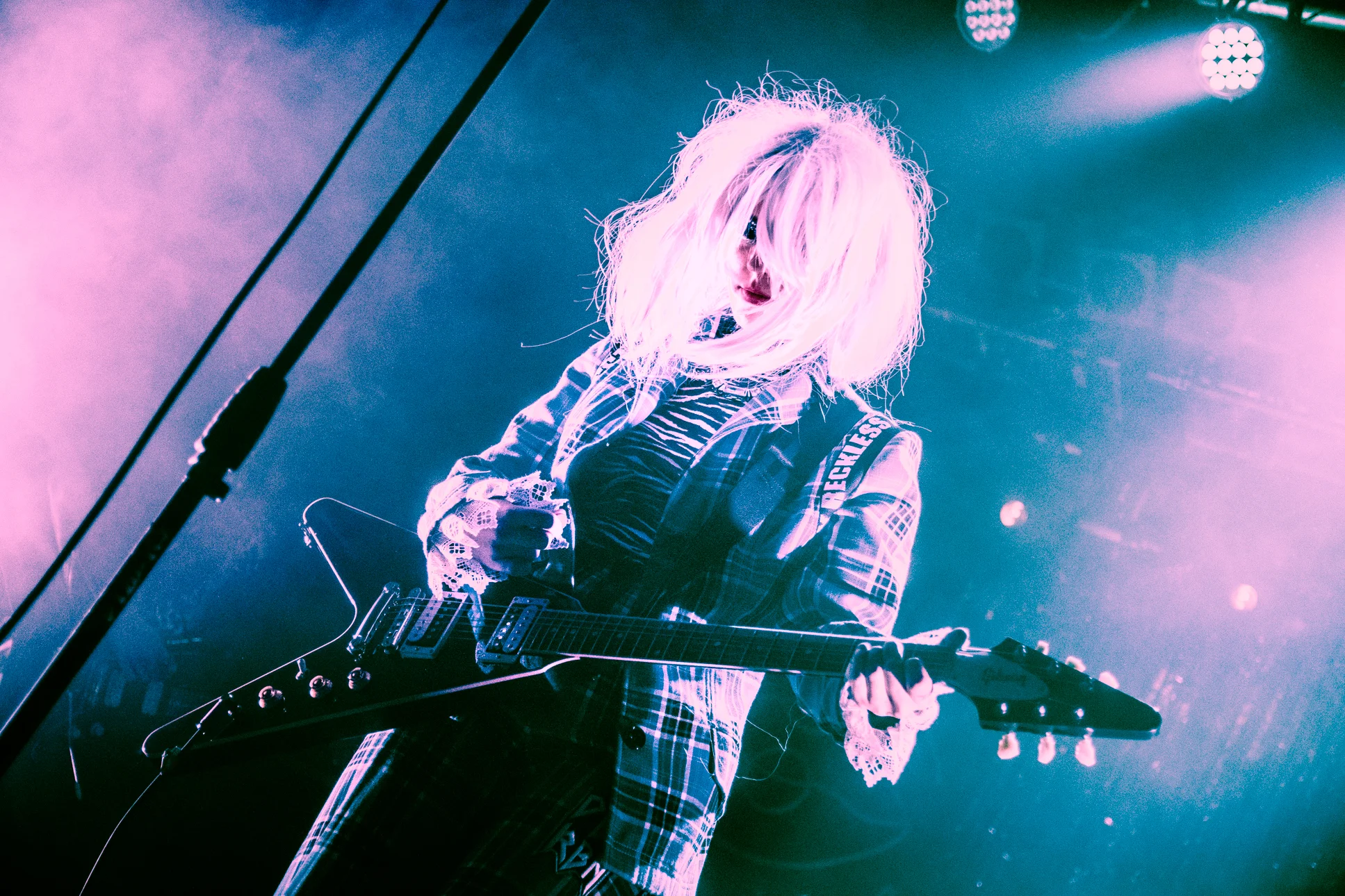 BlackHoney-2.jpg