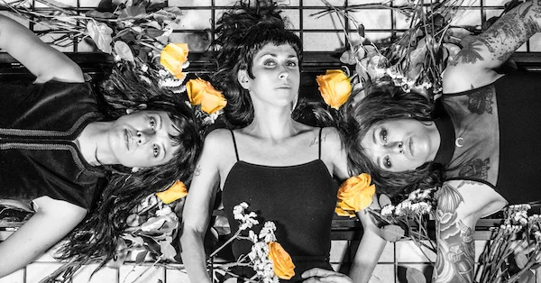 The Coathangers - 'Bimbo'