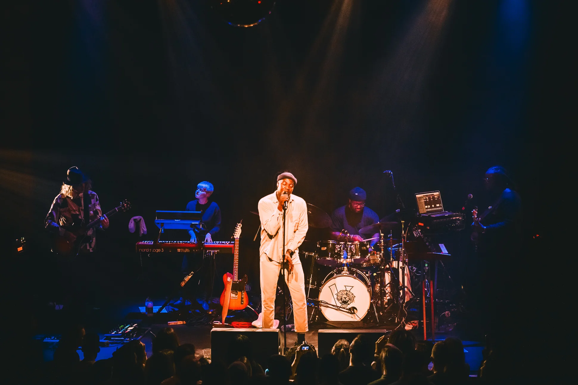 JacobBanks-VENUE-19-01-2019-Vancouver-18.jpg