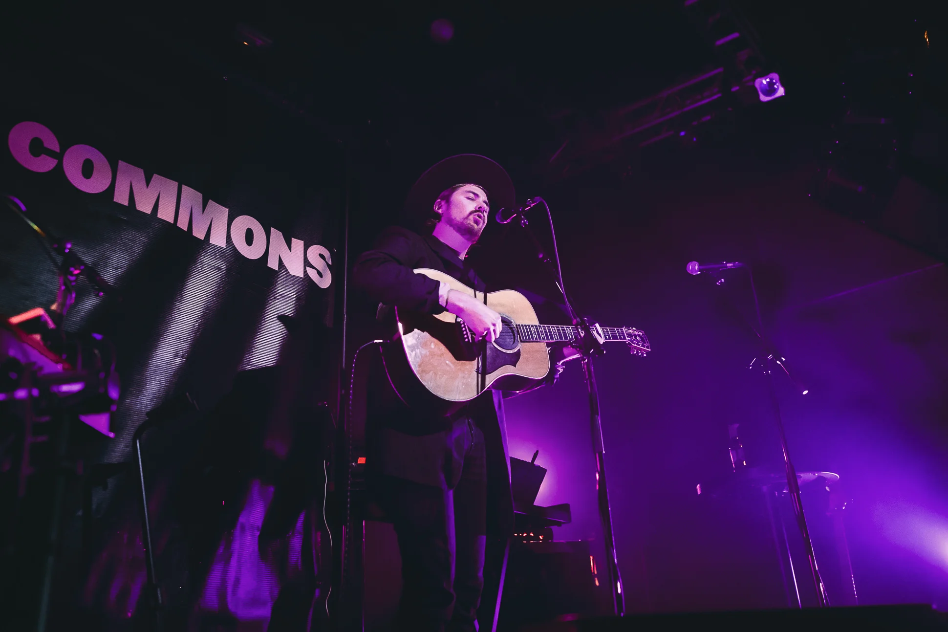 JamieNCommons-VENUE-19-01-2019-Vancouver-02.jpg