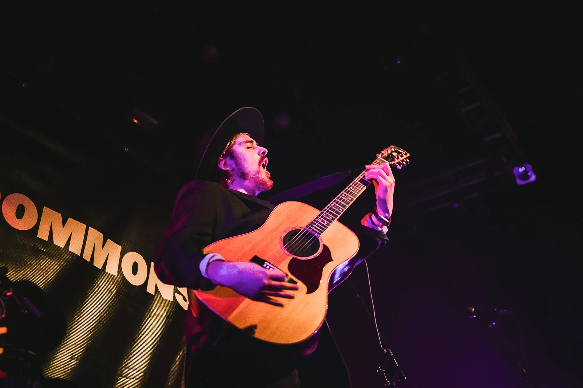 JamieNCommons-VENUE-19-01-2019-Vancouver-06.jpg