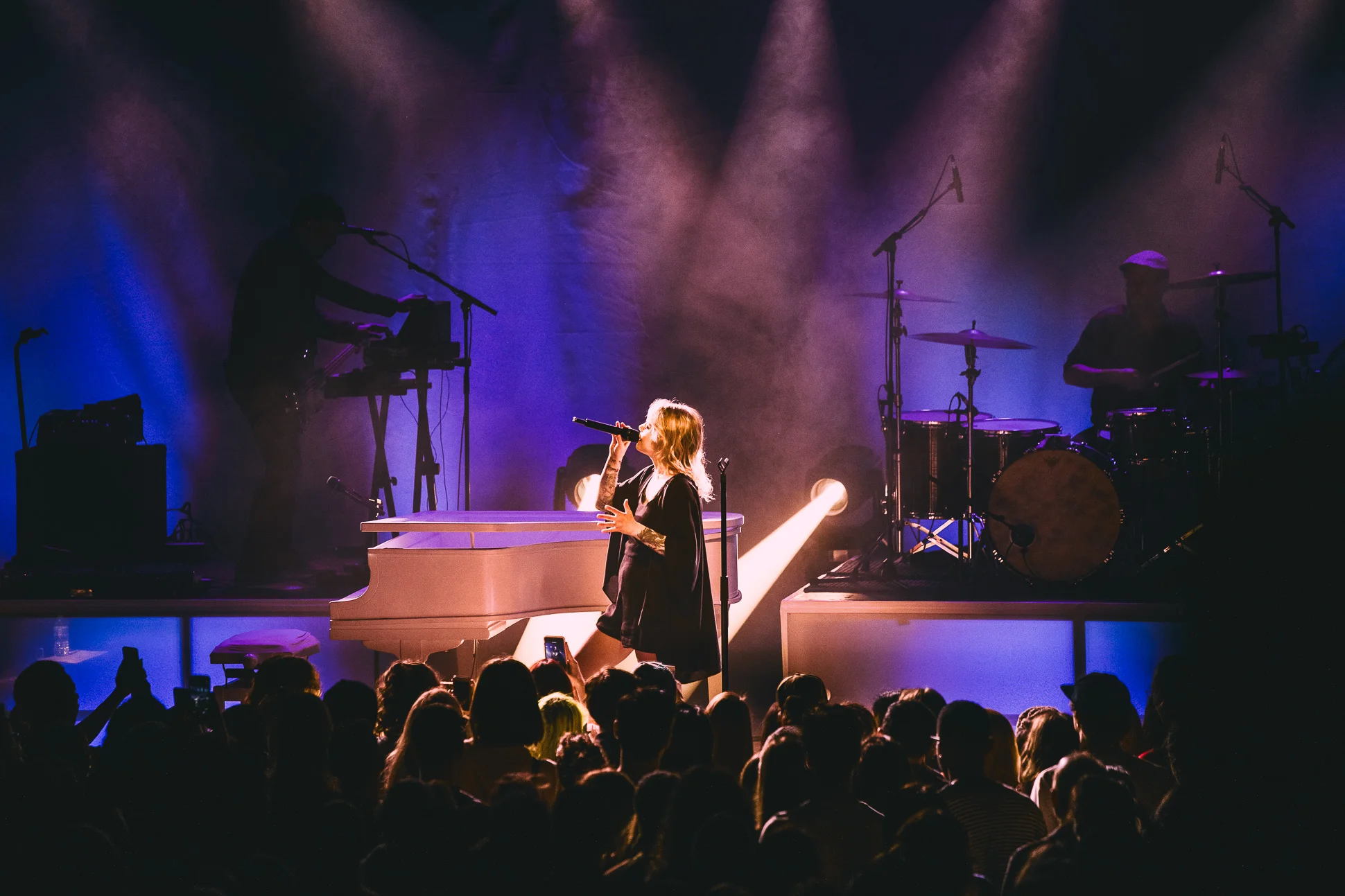 Photo Gallery: Cœur de Pirate - Commodore Ballroom, Vancouver 02/03/2019
