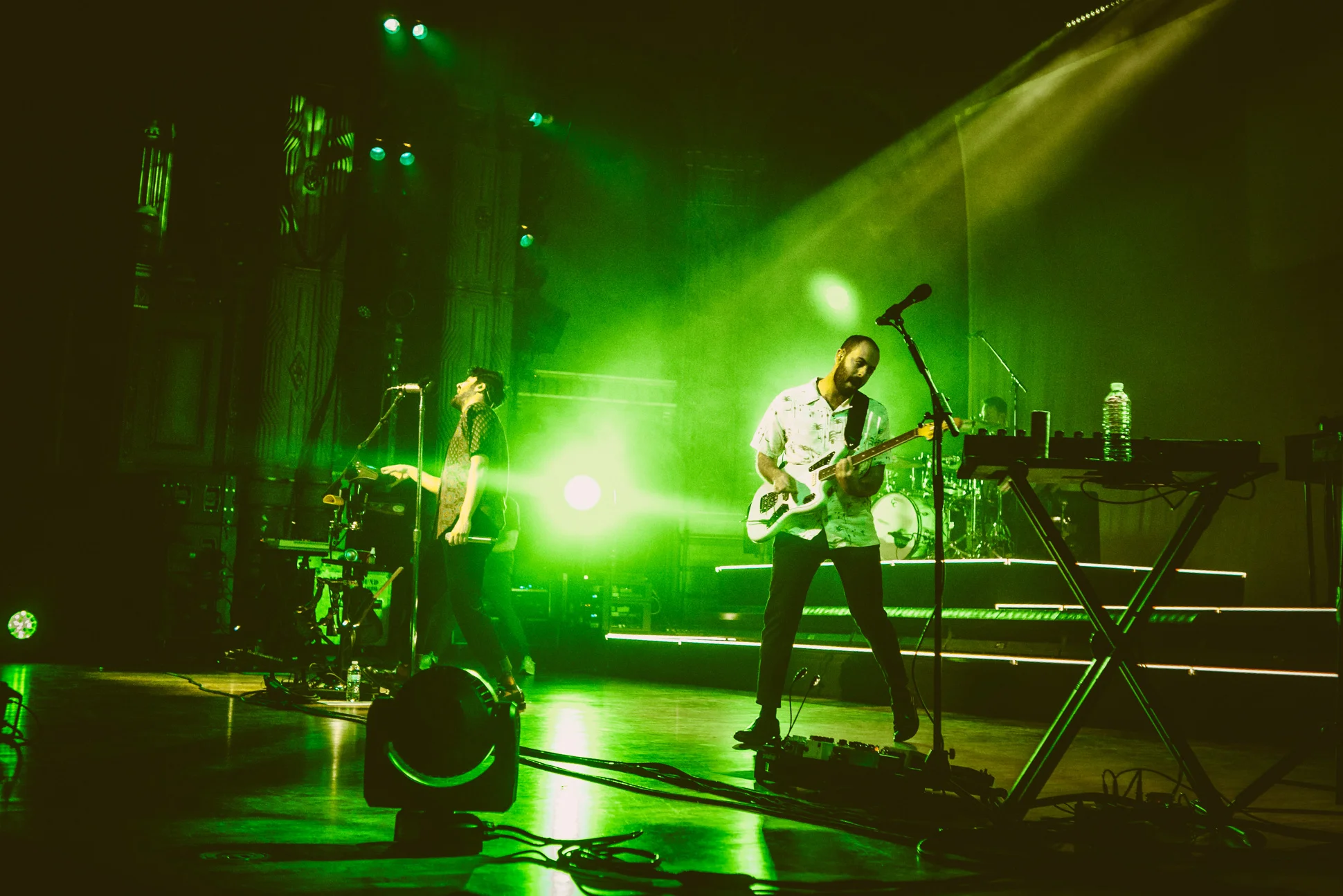 YoungTheGiant-Orpheum-04-03-2019-Vancouver-03.jpg