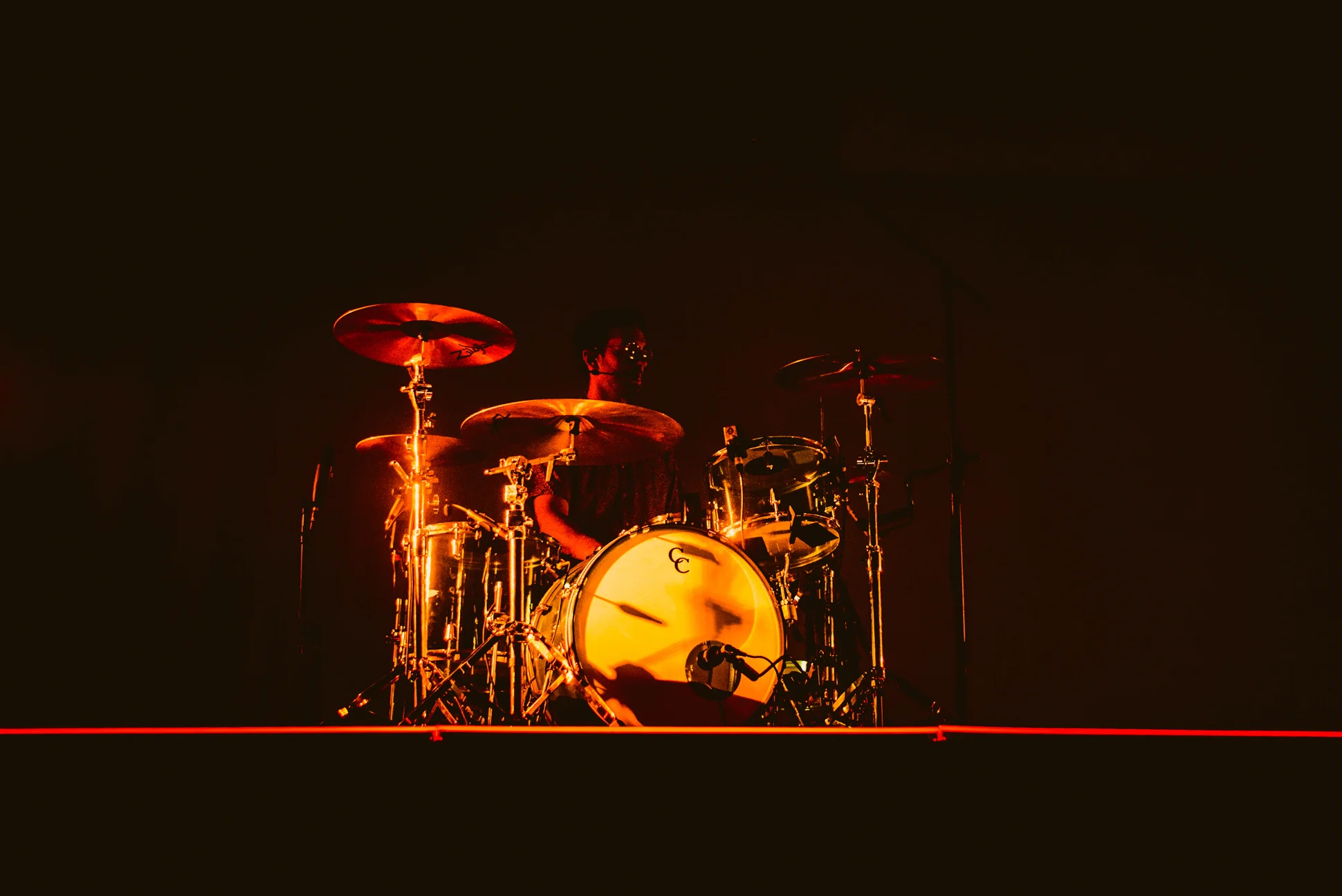 YoungTheGiant-Orpheum-04-03-2019-Vancouver-11.jpg