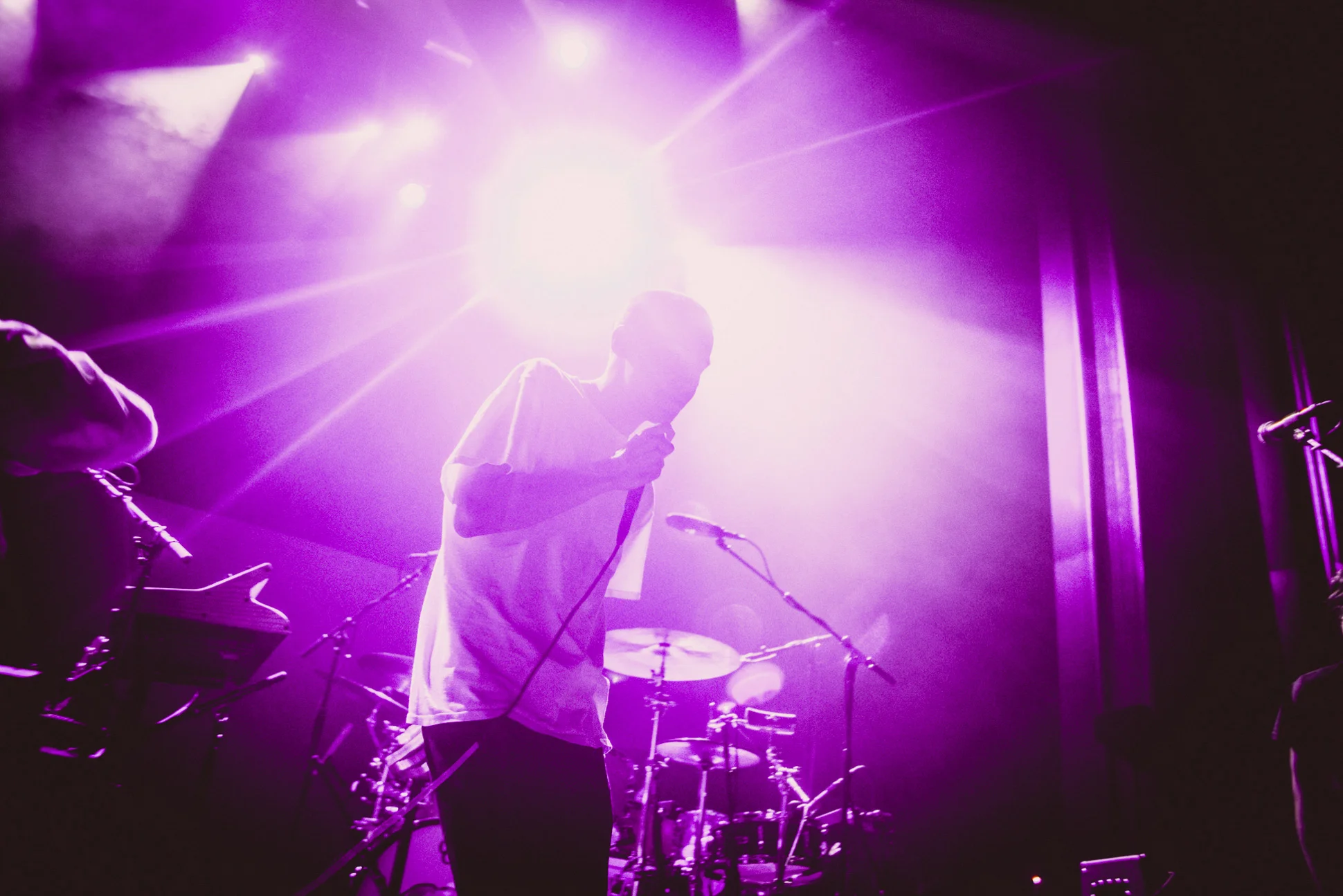 BadSounds-Vogue-04-02-19-Vancouver_ALICE HADDEN-02.jpg