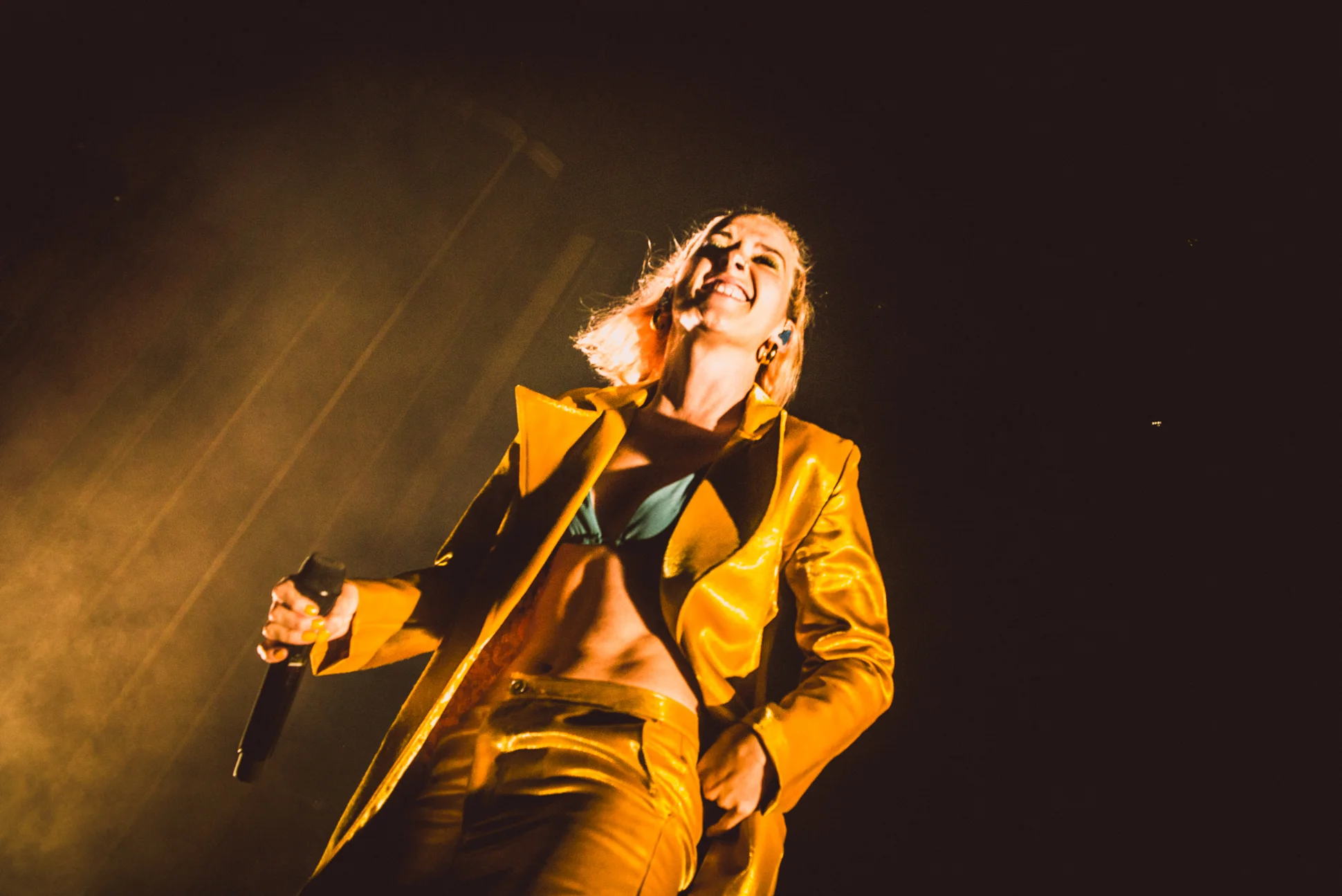 Broods-Vogue-04-02-19-Vancouver_ALICE HADDEN-02.jpg