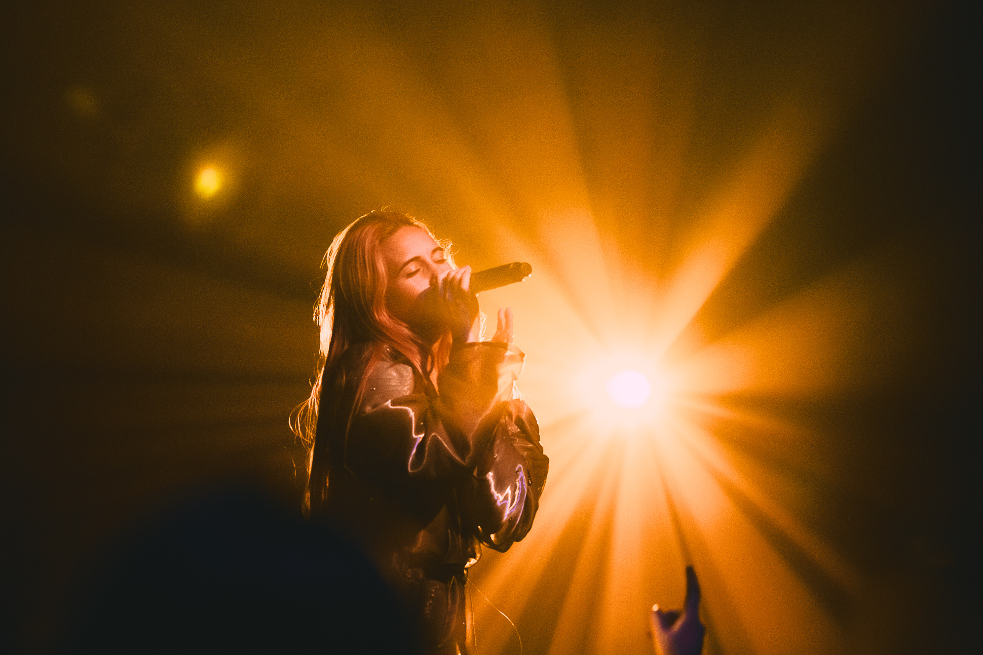 BeaMiller-Venue-18-05-2019-Vancouver-8328.jpg