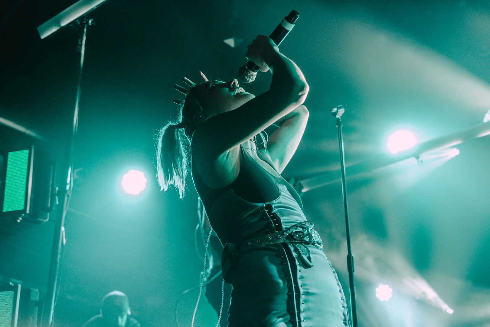 Yonaka - Heaven - 30-05-19-21.jpg
