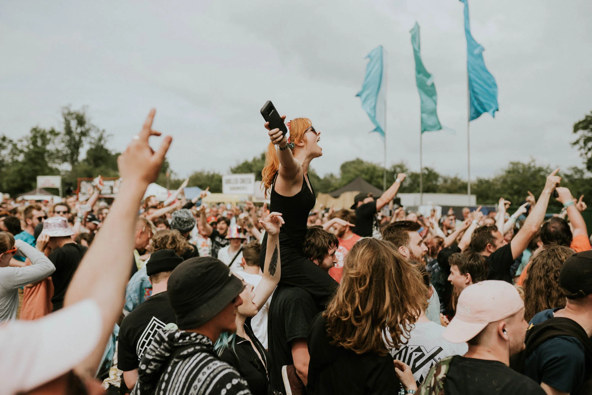 Vukovi - 2000 Trees-9.jpg